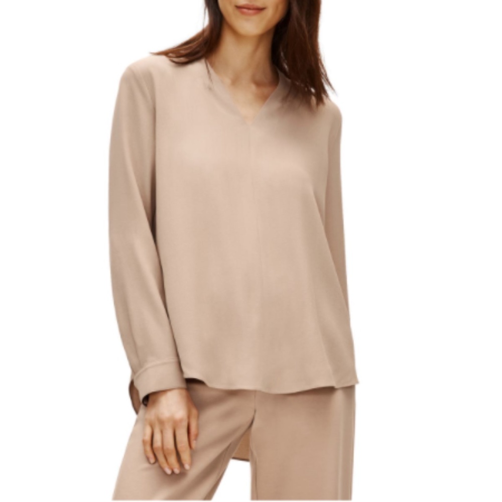 NWOT EILEEN FISHER V-Neck Matte Silk Top XS